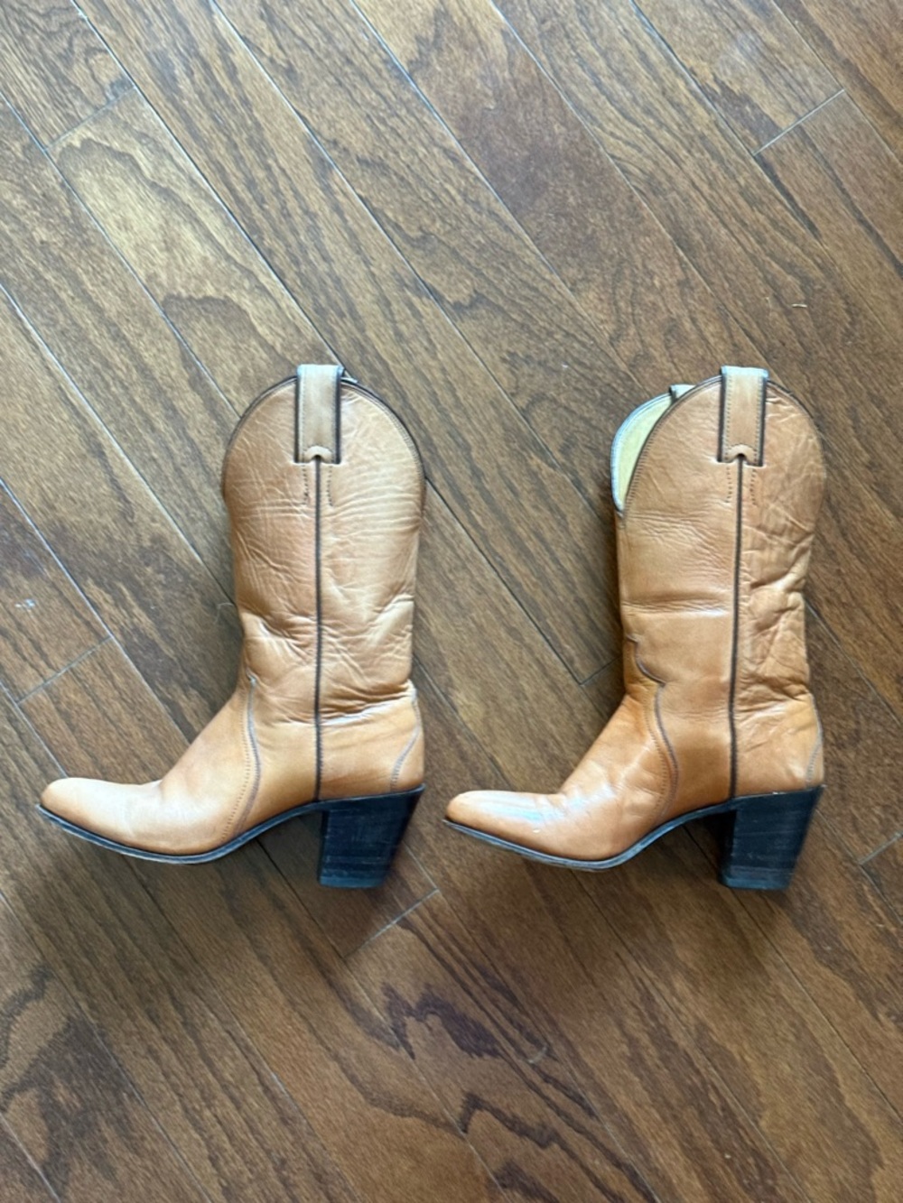 Justin Boots Tan Leather Western Heel Boots vintage size 5.5 women